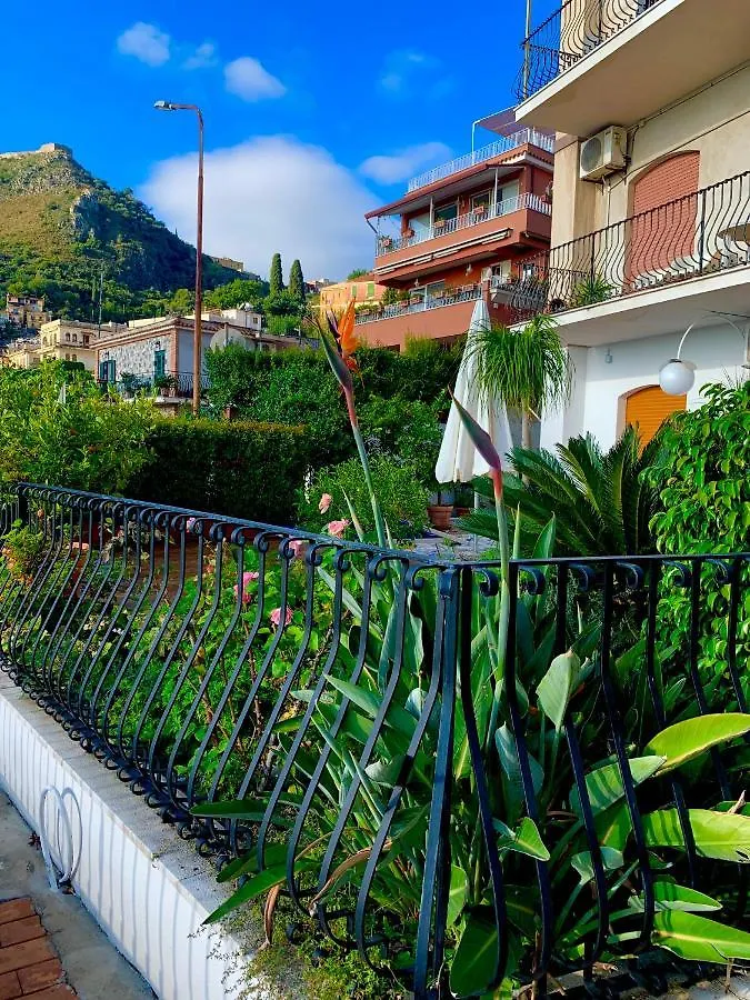Sun Sky Sea Suite Taormina Italy