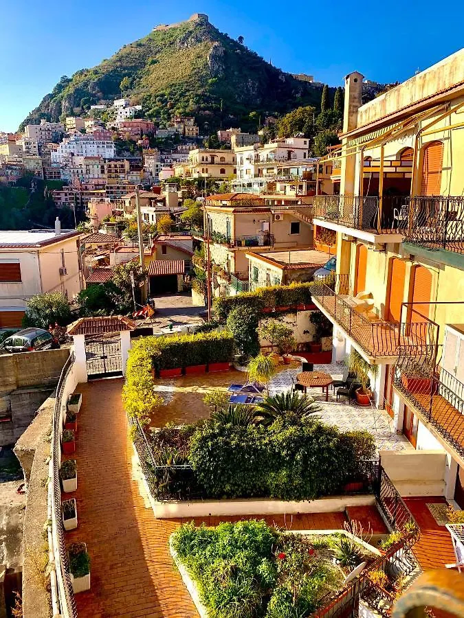 Bed & Breakfast Sun Sky Sea Suite Taormina